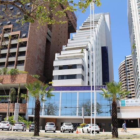 شقة 13 Flat Beira Mar Com Energia, Vaga, 3 Camas, Wi-Fi E Ar فورتاليز المظهر الخارجي الصورة