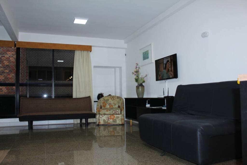 شقة 13 Flat Beira Mar Com Energia, Vaga, 3 Camas, Wi-Fi E Ar فورتاليز المظهر الخارجي الصورة